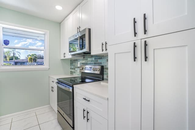 560 High Point Dr # D, Delray Beach FL 33445 - Delray Beach, FL - Photo 6
