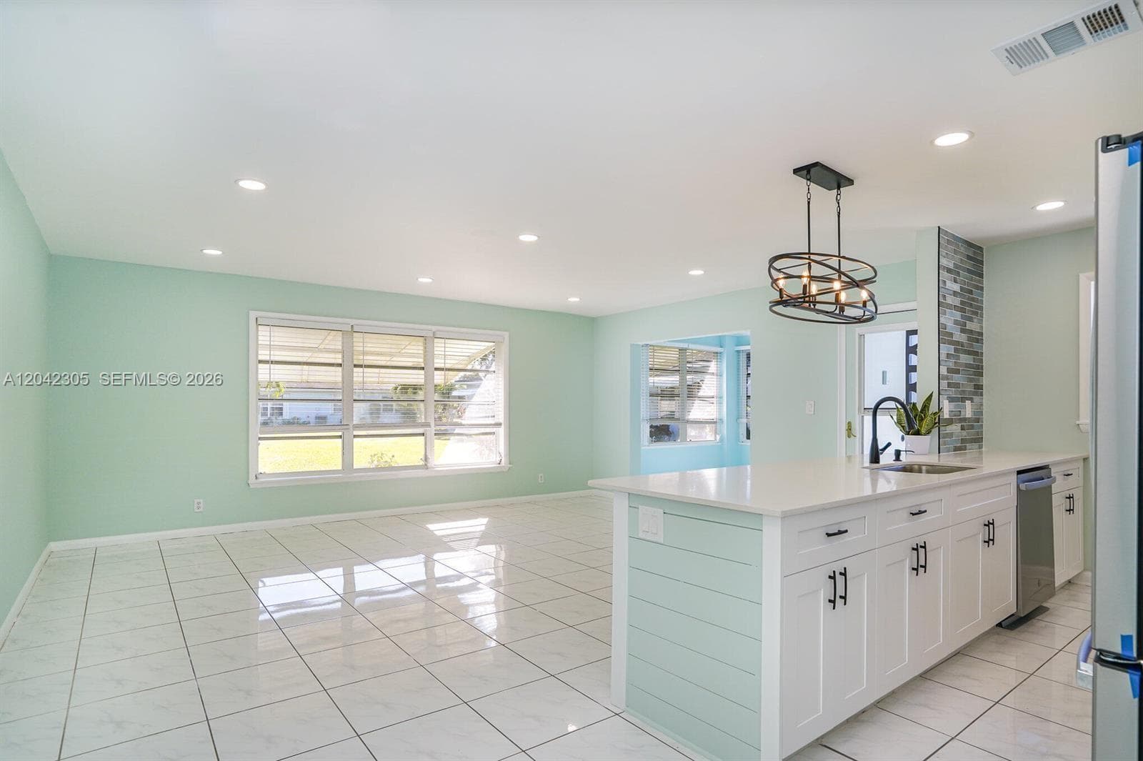 560 High Point Dr # D, Delray Beach FL 33445
