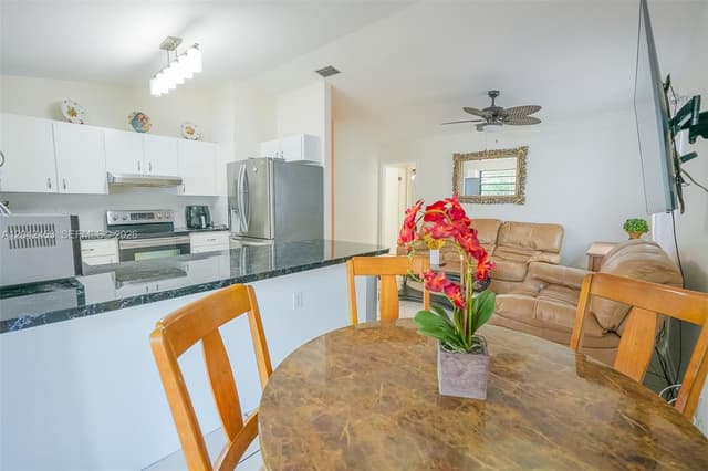 10920 SW 143rd Ct, Miami FL 33186 - Miami, FL - Photo 6