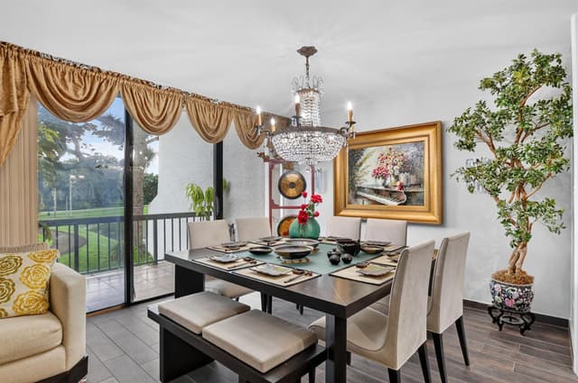 2805 Bridgewood Drive, Boca Raton FL 33434 - Boca Raton, FL - Photo 2