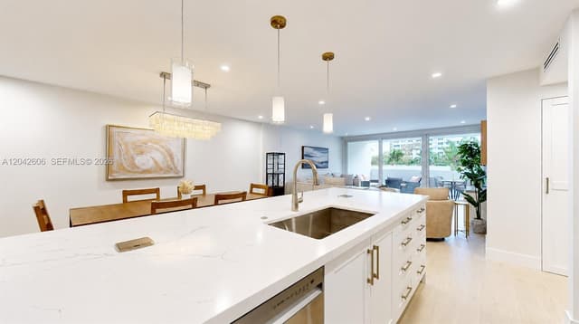 177 Ocean Lane Dr # 213, Key Biscayne FL 33149 - Key Biscayne, FL - Photo 5