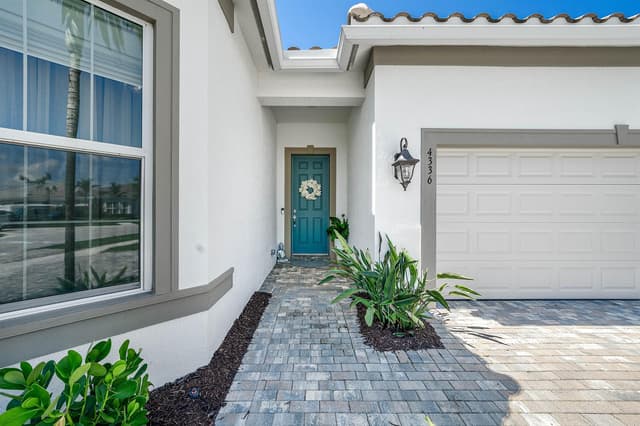 4336 Matilda Court, Delray Beach FL 33445 - Delray Beach, FL - Photo 3