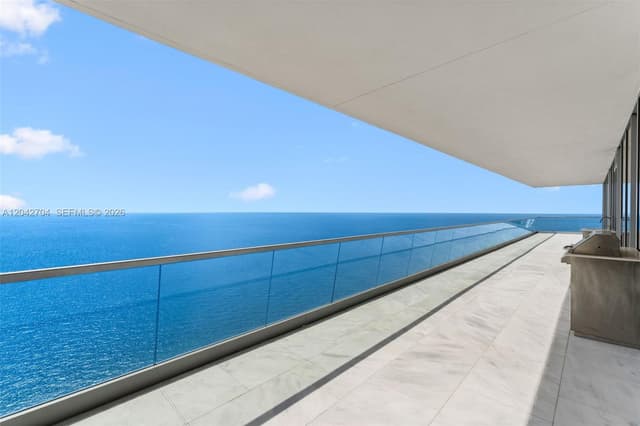 18501 Collins Ave # 04, Sunny Isles Beach FL 33160 - Sunny Isles Beach, FL - Photo 2