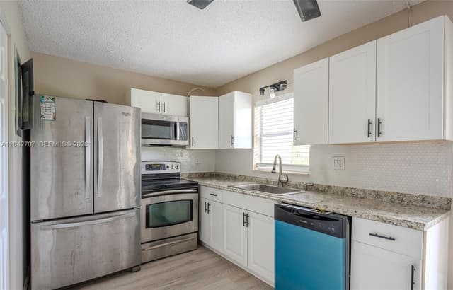 7501 Kimberly Blvd # 116, North Lauderdale FL 33068 - North Lauderdale, FL - Photo 5