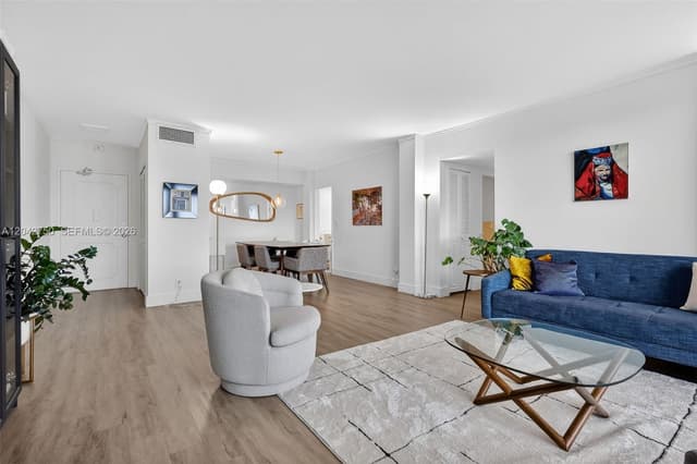 9381 E Bay Harbor Dr # 303N, Bay Harbor Islands FL 33154 - Bay Harbor Islands, FL - Photo 4