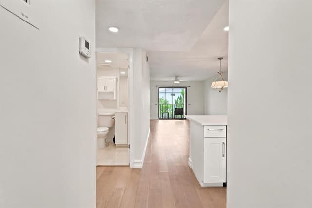 7209 Golf Colony Court # 203, Lake Worth FL 33467 - Lake Worth, FL - Photo 2
