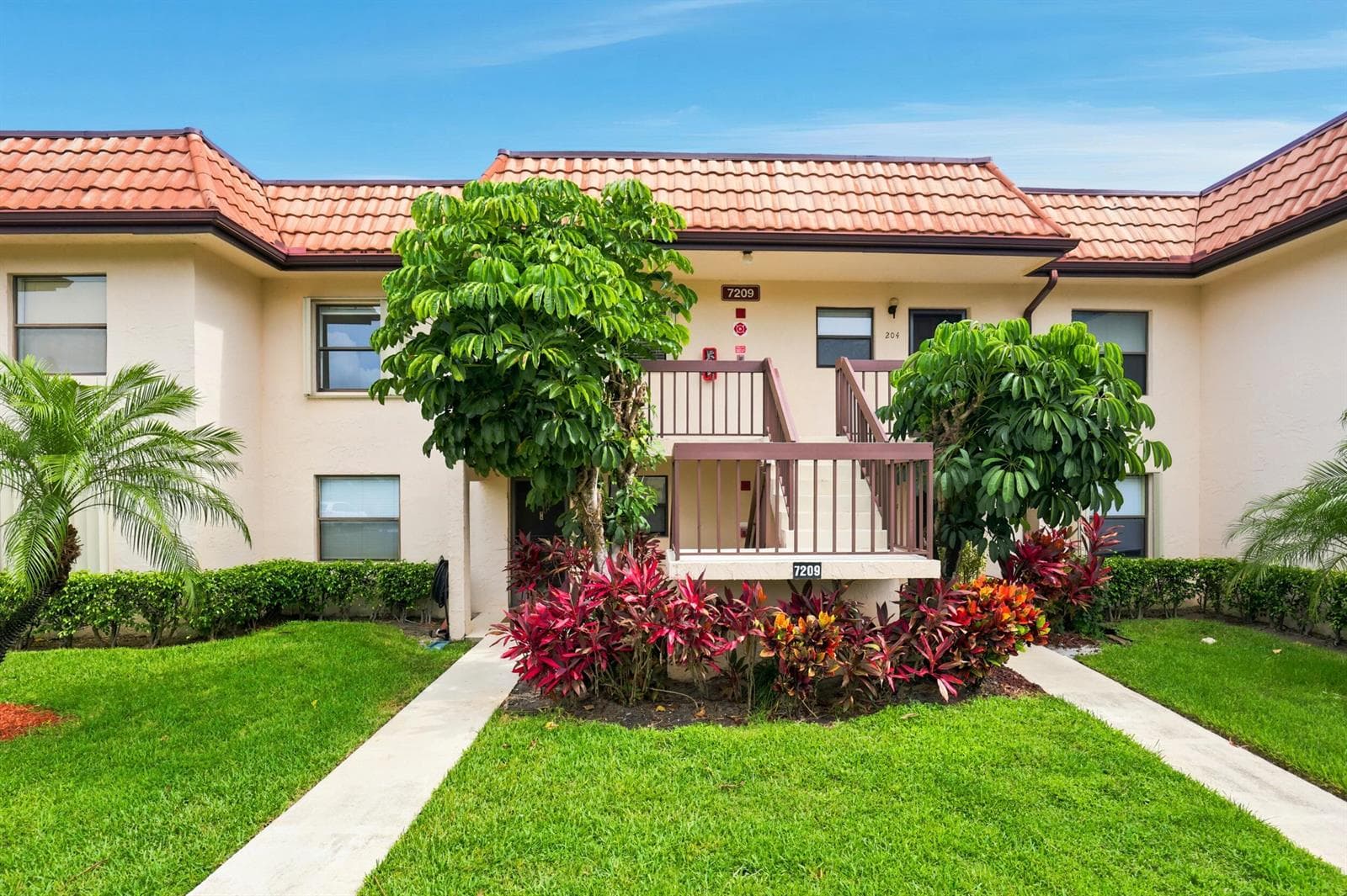 7209 Golf Colony Court # 203, Lake Worth FL 33467 - Lake Worth, FL - Photo 1