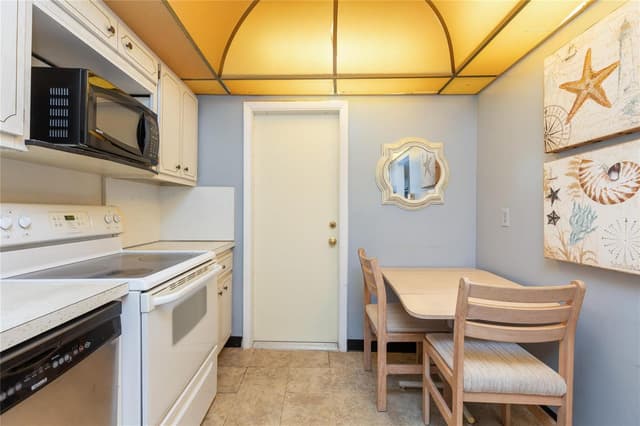 2731 NE 14th St Causeway # 121, Pompano Beach FL 33062 - Pompano Beach, FL - Photo 2