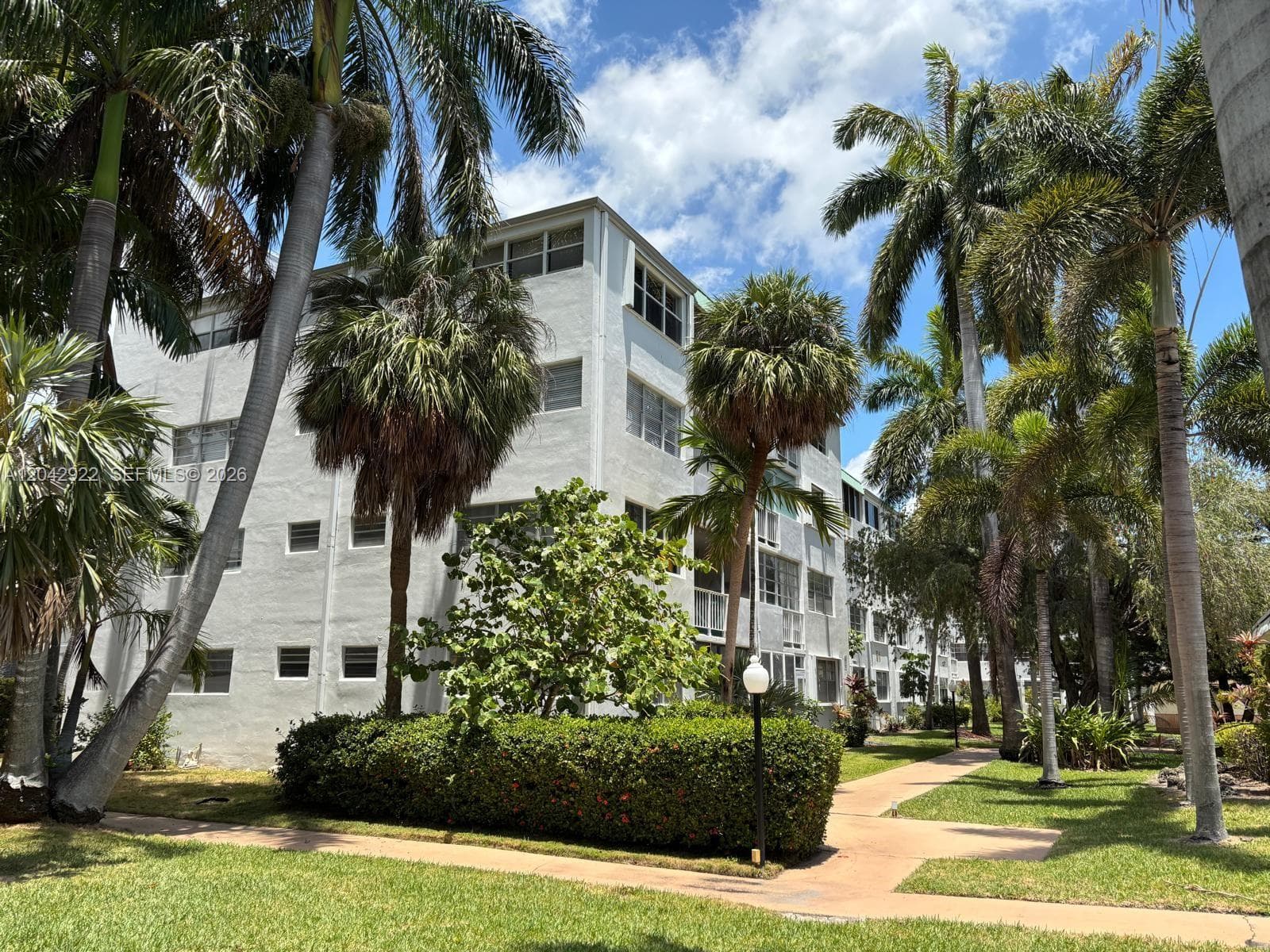 1333 E Hallandale Beach Blvd # 134, Hallandale Beach FL 33009 - Hallandale Beach, FL - Photo 1