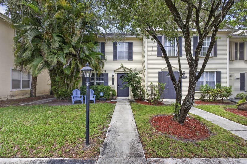 13436 Old Englishtown Road, Wellington FL 33414