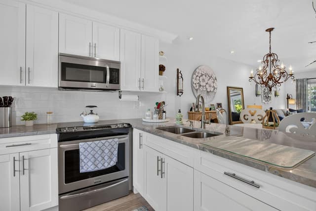 1211 Bahama Bend # F2, Coconut Creek FL 33066 - Coconut Creek, FL - Photo 2