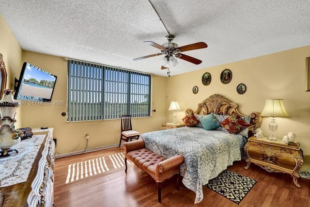 1000 Colony Point Cir # 422, Pembroke Pines FL 33026 - Pembroke Pines, FL - Photo 7