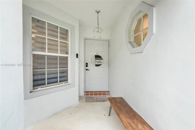 9161 N Lake Park Cir N, Davie FL 33328 - Davie, FL - Photo 4