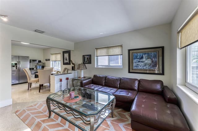1676 NE 40th Street, Oakland Park FL 33334 - Oakland Park, FL - Photo 6