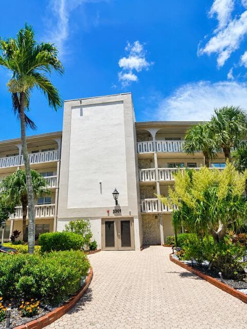 3301 Aruba Way # K2, Coconut Creek FL 33066 - Coconut Creek, FL - Photo 7
