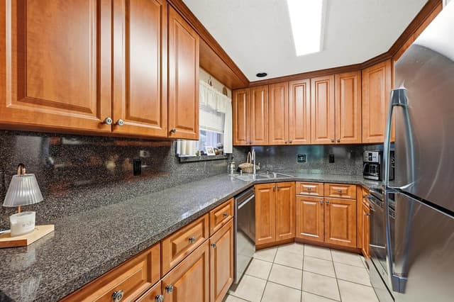 2118 Discovery Circle W, Deerfield Beach FL 33442 - Deerfield Beach, FL - Photo 4