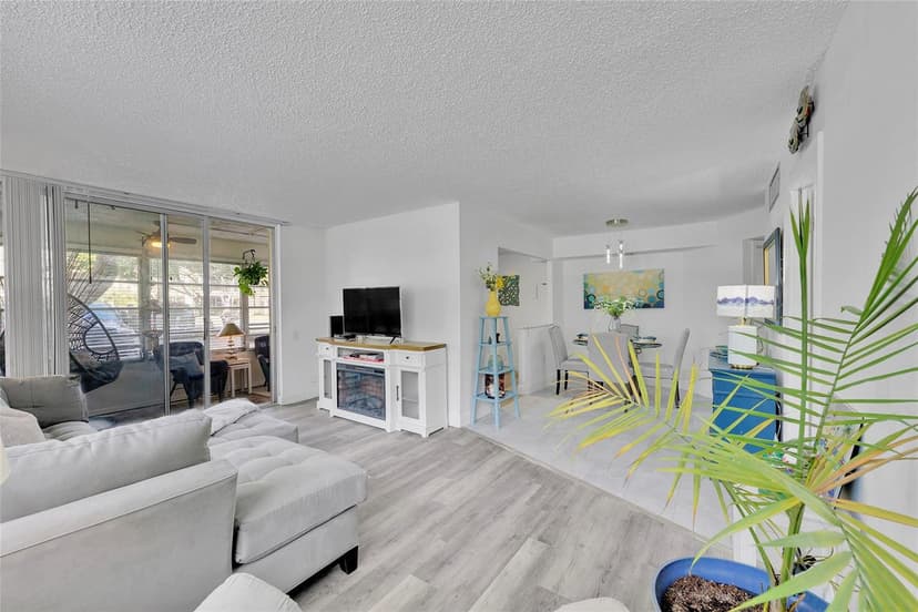 9090 Lime Bay Boulevard # 112, Tamarac FL 33321