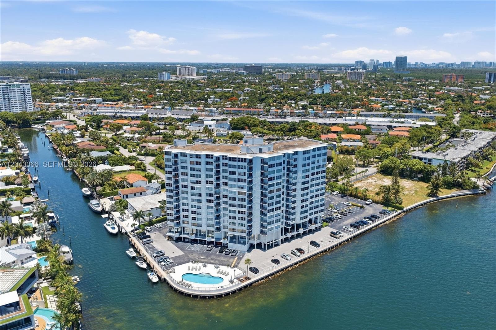 11930 N Bayshore Dr # 609, North Miami FL 33181 - North Miami, FL - Photo 1