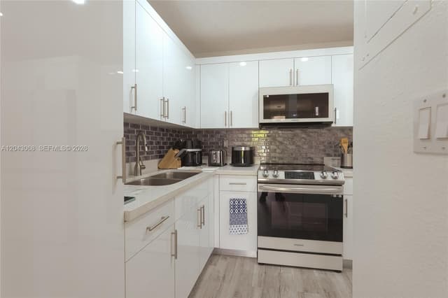 10501 SW 108th Ave # 209, Miami FL 33176 - Miami, FL - Photo 6
