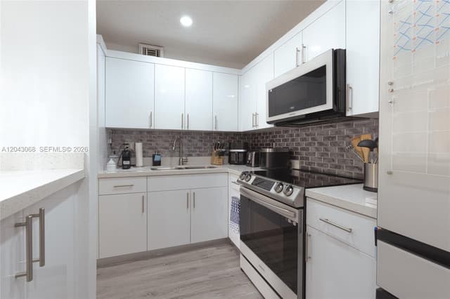 10501 SW 108th Ave # 209, Miami FL 33176 - Miami, FL - Photo 7