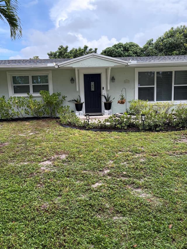 7828 Saint Andrews Road, Lake Worth FL 33467 - Lake Worth, FL - Photo 2