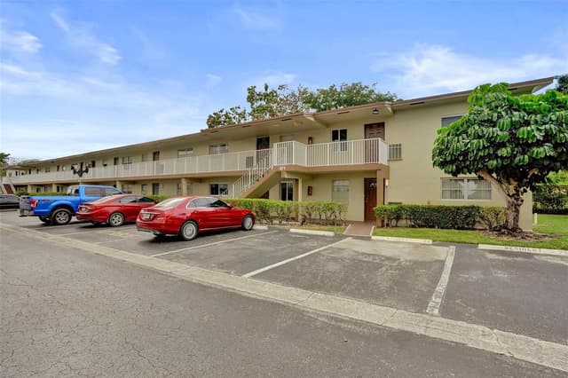 651 NW 80th Terrace # 207, Margate FL 33063 - Margate, FL - Photo 2