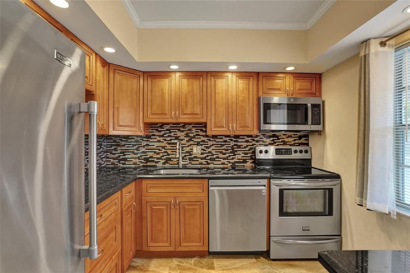 651 NW 80th Terrace # 207, Margate FL 33063