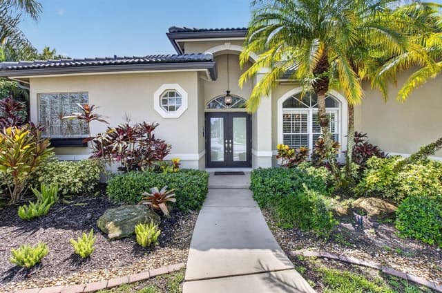 1365 E Barwick Ranch Circle, Delray Beach FL 33445 - Delray Beach, FL - Photo 3
