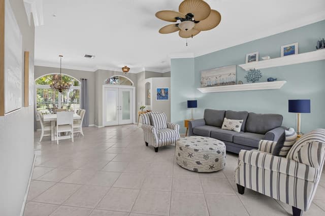1365 E Barwick Ranch Circle, Delray Beach FL 33445 - Delray Beach, FL - Photo 5