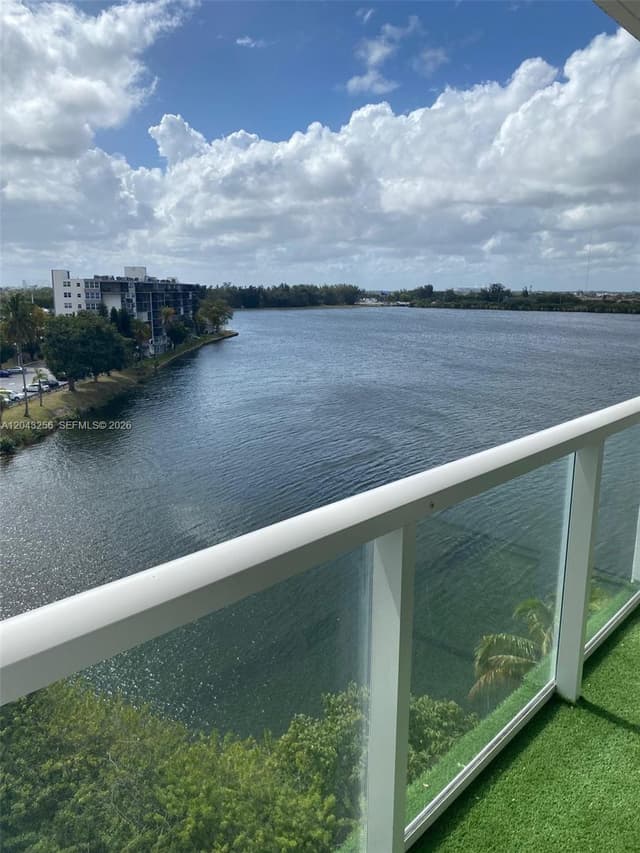 1301 NE Miami Gardens Dr # 701W, Miami FL 33179 - Miami, FL - Photo 3