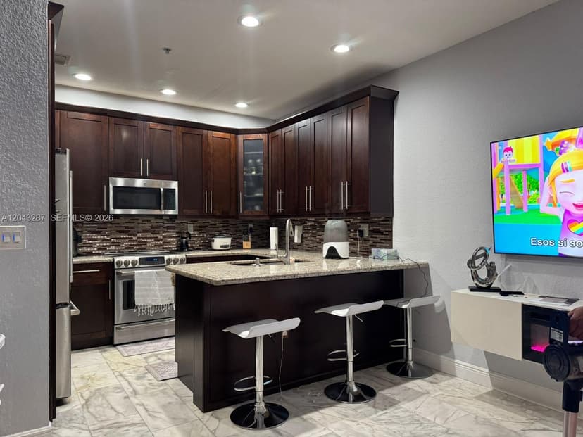 4301 SW 160th Ave # 215, Miramar FL 33027