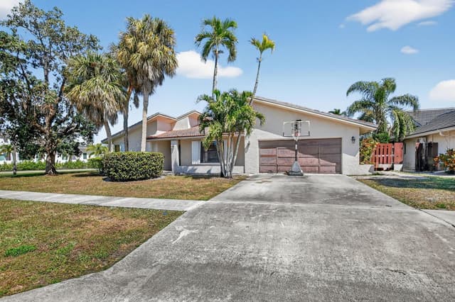 22220 Morning Glory Terrace, Boca Raton FL 33433 - Boca Raton, FL - Photo 5