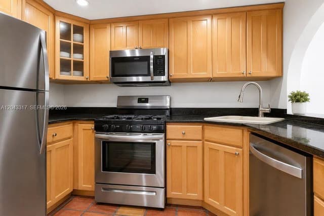 6705 N Kendall Dr # 312, Pinecrest FL 33156 - Pinecrest, FL - Photo 2