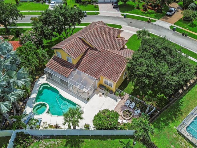 7461 Anadale Circle, Lake Worth FL 33467 - Lake Worth, FL - Photo 2