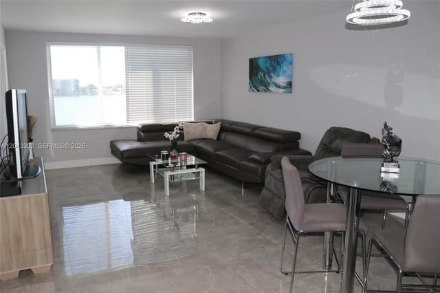 1150 NE 191st St # 37, Miami FL 33179 - Miami, FL - Photo 4