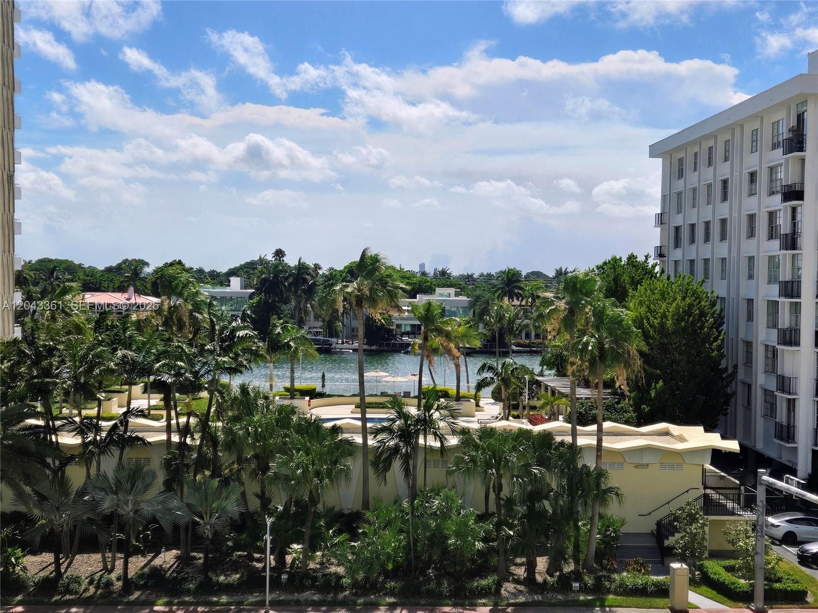 5601 Collins Ave # 520, Miami Beach FL 33140