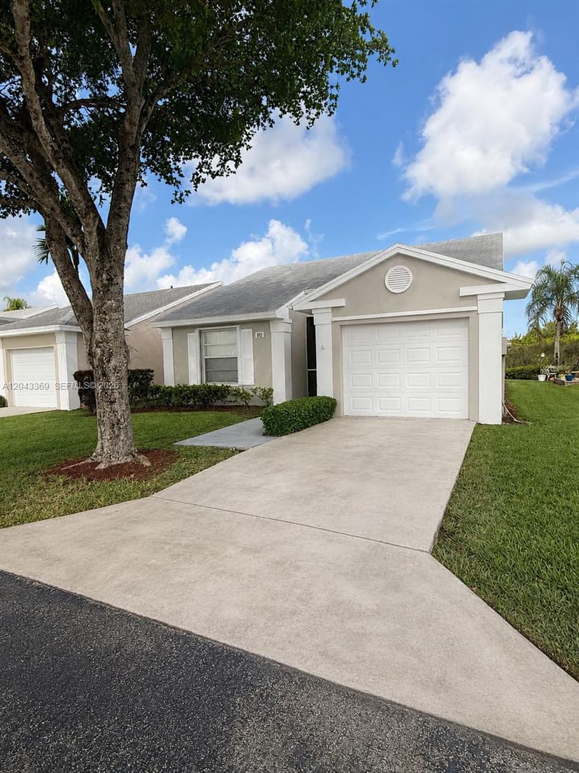 690 SE 22nd Ln, Homestead FL 33033