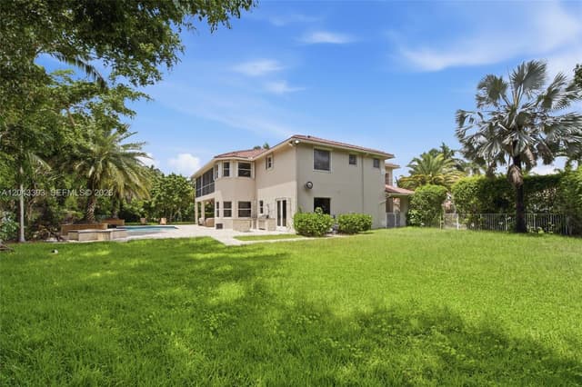 1585 Victoria Isle Way, Weston FL 33327 - Weston, FL - Photo 3
