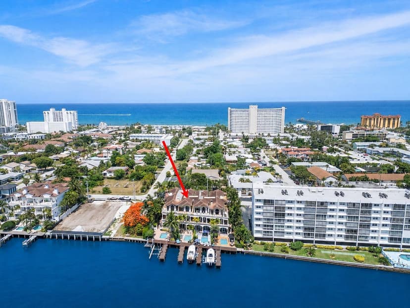 449 NE 19th Avenue, Deerfield Beach FL 33441