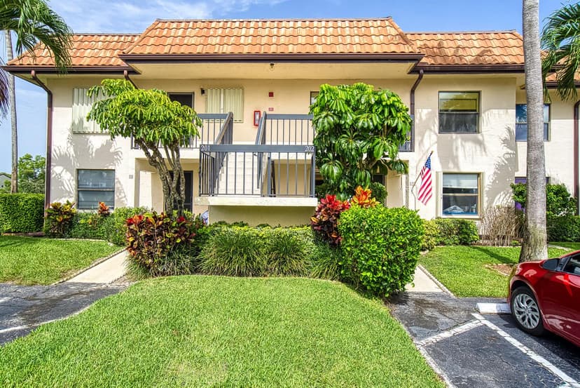 7257 Golf Colony Court # 202, Lake Worth FL 33467