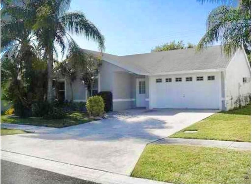 5887 Timber Valley Drive, Lake Worth FL 33463