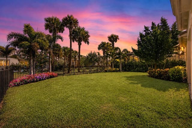 12525 Triumph Lane, Palm Beach Gardens FL 33412 - Palm Beach Gardens, FL - Photo 2
