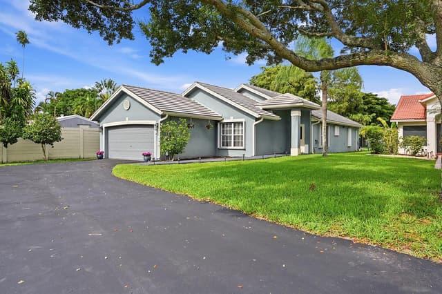 12445 SW 7th Place, Davie FL 33325 - Davie, FL - Photo 3