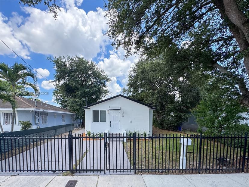 1369 NW 68th Ter, Miami FL 33147