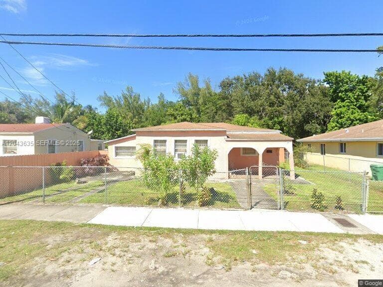111 NW 64th St, Miami FL 33150