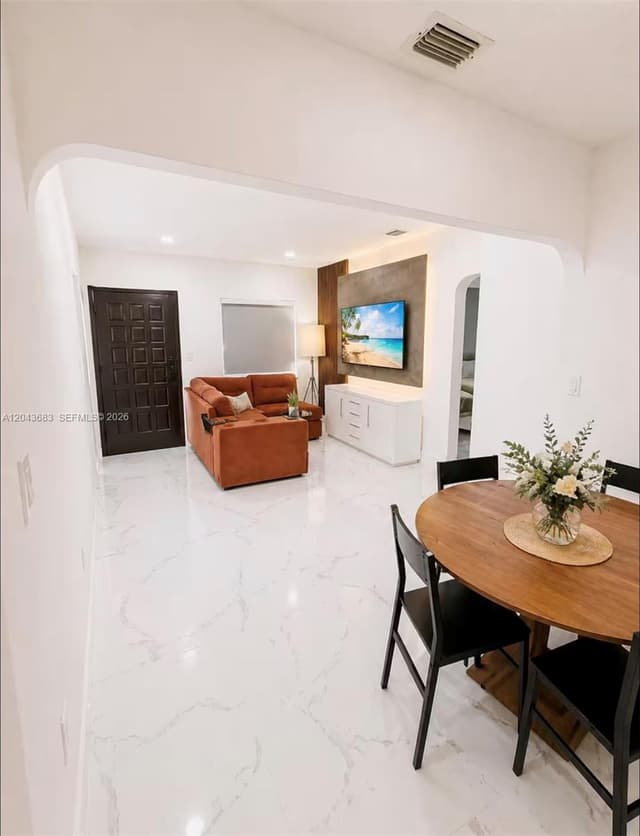 5640 NE MIAMI CT, Miami FL 33137 - Miami, FL - Photo 6