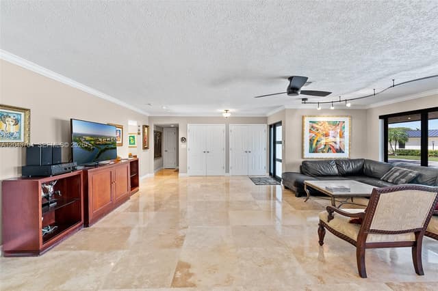 7430 SW 142nd Ter, Palmetto Bay FL 33158 - Palmetto Bay, FL - Photo 5