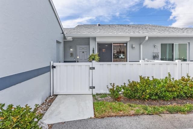 2641 W Gately Drive W # 1702, West Palm Beach FL 33415 - West Palm Beach, FL - Photo 4
