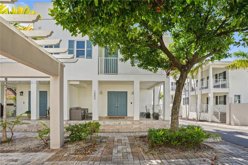 1043 SW 9th Ct # 1, Miami FL 33130