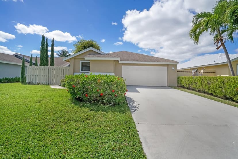 1080 NW 19th Terrace, Delray Beach FL 33445